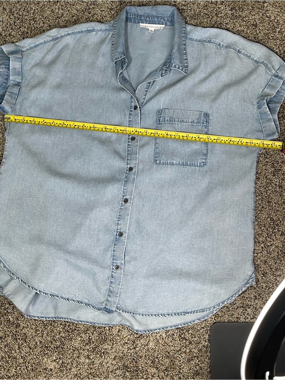 Jane and Delancey Short-Sleeve Tunic Chambray Color  Like New. Size XL - Picture 4 of 5